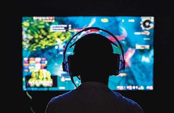 After PUBG Madhan’s Arrest, Cyber Cops Erase Over 600 Obscene Video Content On Social Media