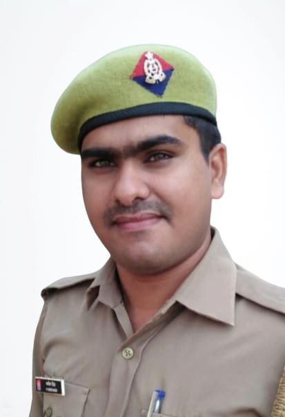 मनीष सिंह, साइबर क्राइम थाना आजमगढ़