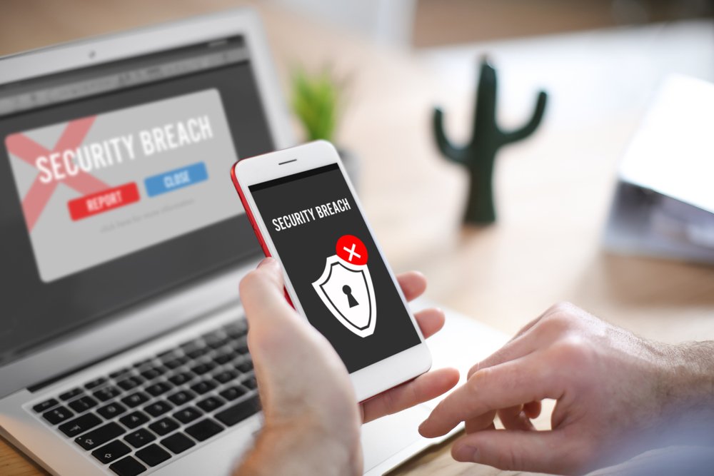 Cyber Fraud Alert: जानिए अपने लैपटॉप, स्मार्टफोन को साइबर अटैक से बचाने के टिप्स