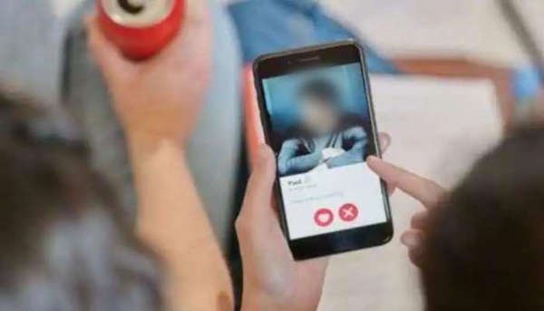 Cyber ​​Fraud in Noida: This gang used to cheat by trapping women in love trap, police busted