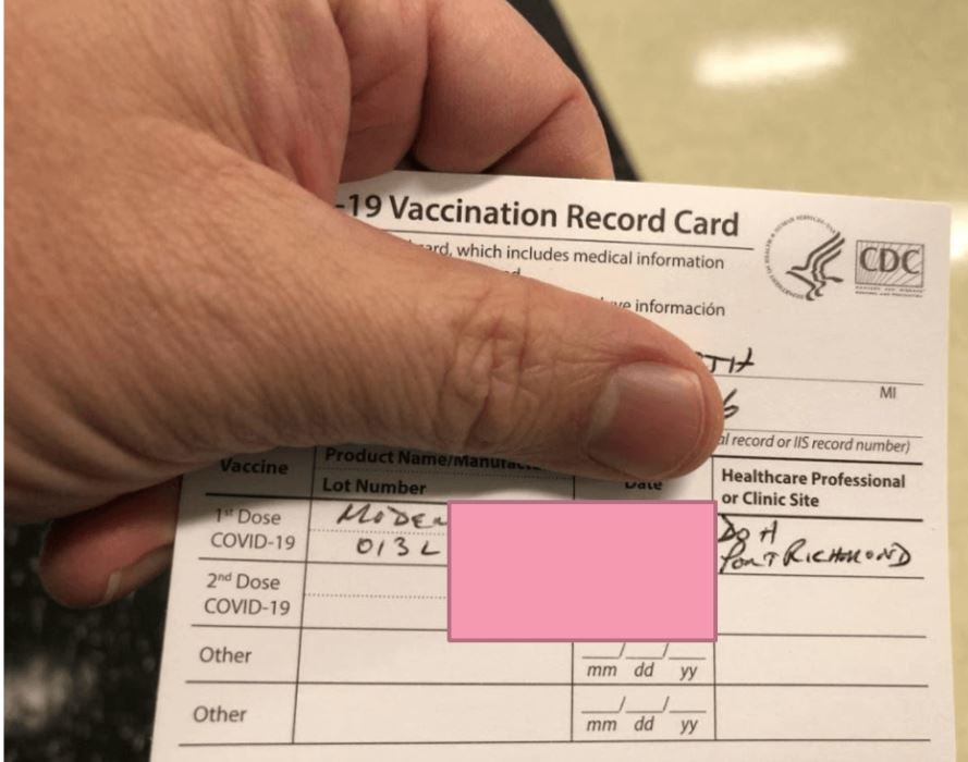 A fake vaccination record from the “CDC- Centers for Disease control and prevention” – part of the U.S. Government’s Department of Health & Human Services.