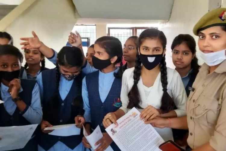 Delhi Schools To Observe Monthly 'Cyber Jagrookta Divas' To Raise Cyber Awareness Among Students