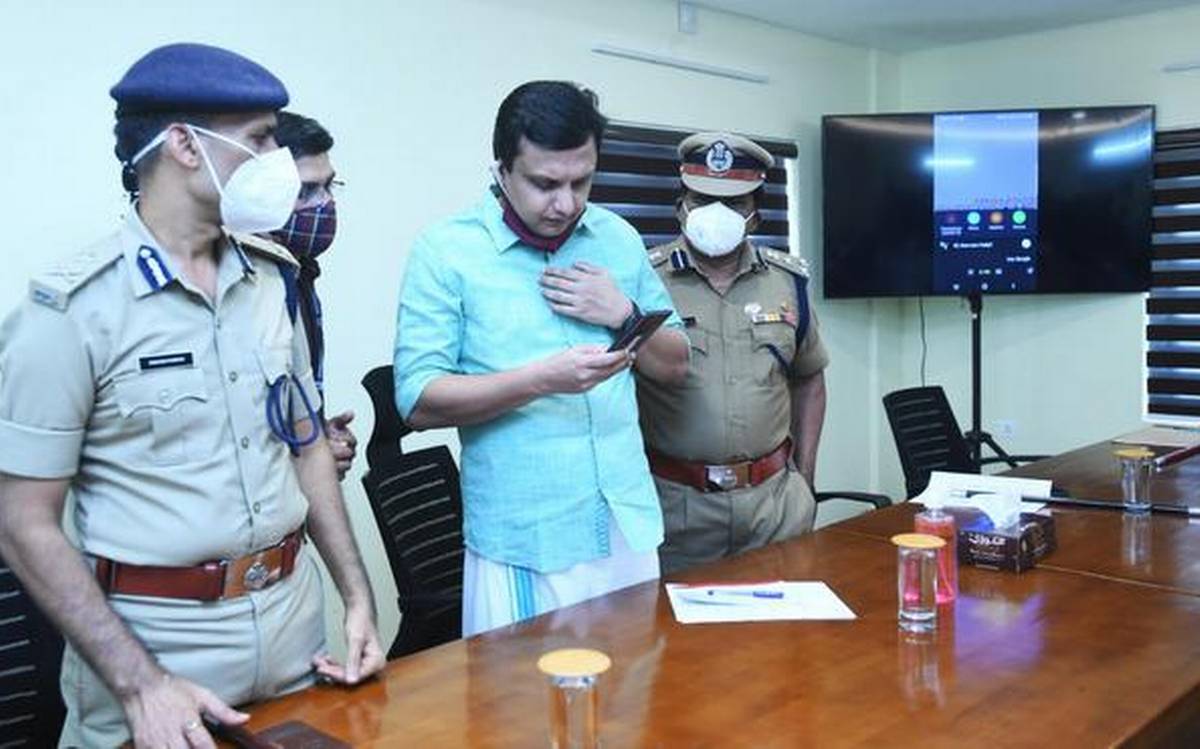 Kerala Police Launches Chatbot To Help Public Make Complaints Hands-Free