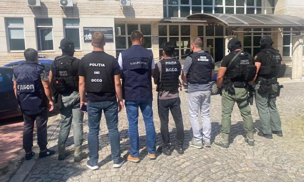 Bulgarian Authorities Dismantle International Migrant Smuggling Network: Eight Arrested in Plovdiv Raid